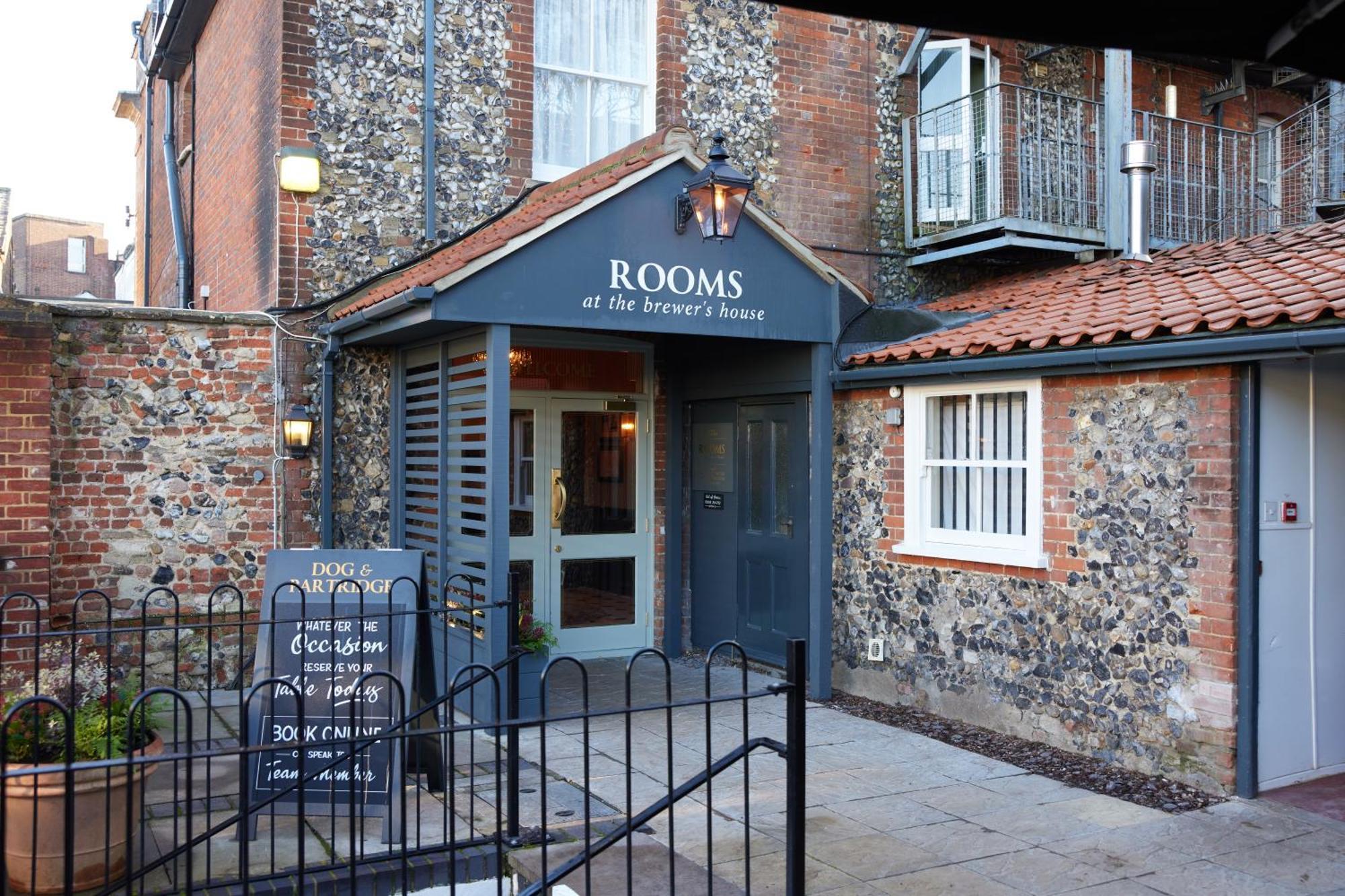 Dog And Partridge By Greene King Inns Bury St. Edmunds Dış mekan fotoğraf